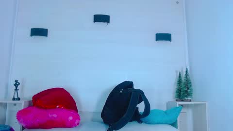 Snapshot of molly_spears chatting on January 15, 11:32 am Molly Spears online show from January 15, 11:32 am