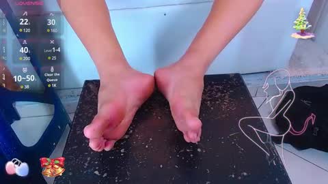 Snapshot of molly_spears chatting on January 17, 3:00 pm Molly Spears online show from January 17, 3:00 pm