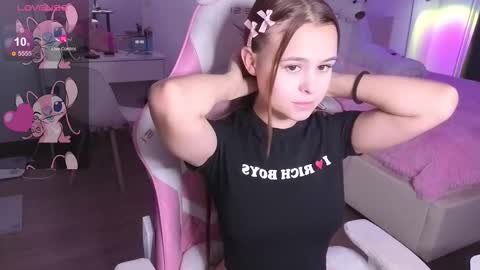 Molly online show from October 9, 3:59 am