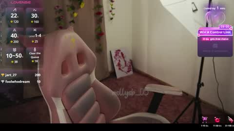 Snapshot of mollysb_05 chatting on February 18, 8:47 pm mollysb_05 online show from February 18, 8:47 pm