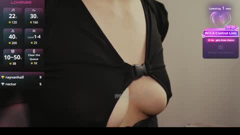 Snapshot of mollysb_05 chatting on February 21, 9:22 pm mollysb_05 online show from February 21, 9:22 pm