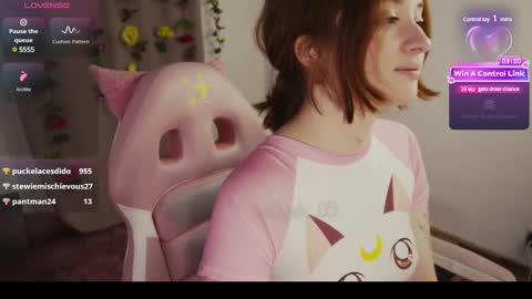 Snapshot of mollysb_05 chatting on March 6, 1:48 am mollysb_05 online show from March 6, 1:48 am