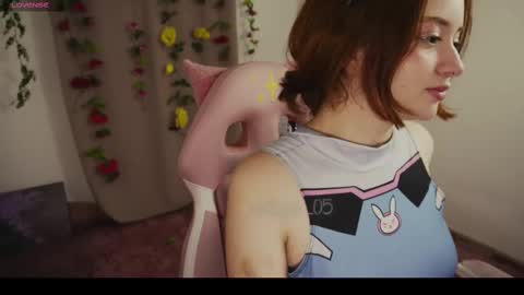 Snapshot of mollysb_05 chatting on March 6, 8:59 pm mollysb_05 online show from March 6, 8:59 pm