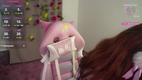 Snapshot of mollysb_05 chatting on September 25, 7:56 am mollysb_05 online show from September 25, 7:56 am