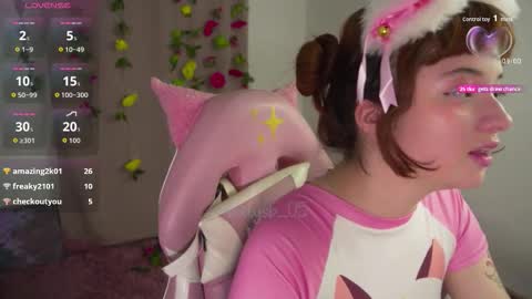 Snapshot of mollysb_05 chatting on October 26, 12:16 am mollysb_05 online show from October 26, 12:16 am