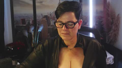 MollySun Nina Randmann online show from October 2, 6:37 pm