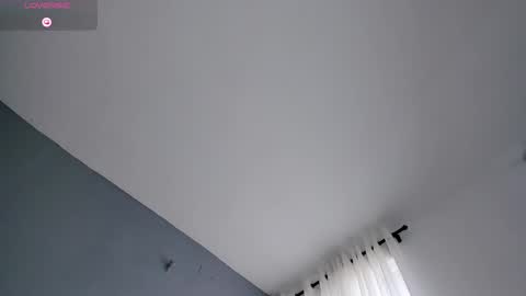 Snapshot of mollyybloom chatting on September 27, 3:50 pm Molly online show from September 27, 3:50 pm