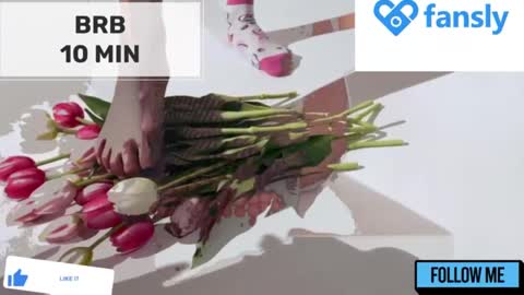 Mommy online show from December 25, 2:14 am