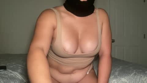 mommygoddess03 online show from September 16, 4:35 am