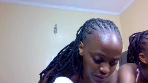 Mona online show from November 1, 12:51 pm