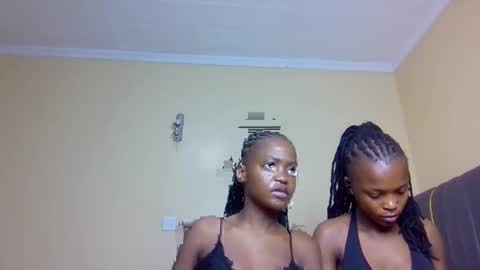 Mona online show from November 6, 1:50 am