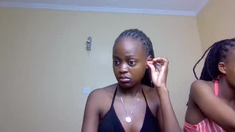 Mona online show from November 7, 8:03 am