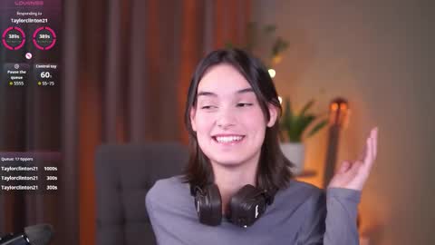 monica_law_ online show from November 30, 12:42 pm