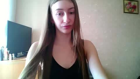 Snapshot of monica_tamayo chatting on February 27, 10:37 am Monica online show from February 27, 10:37 am