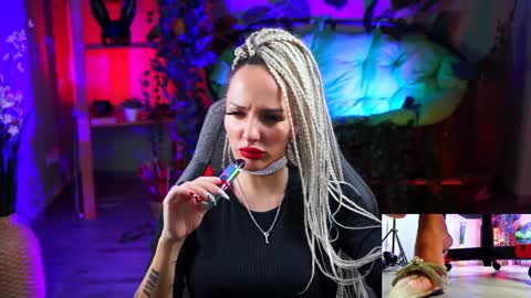 Monika online show from January 27, 5:15 pm