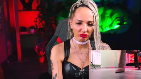 Monika online show from January 29, 5:02 pm