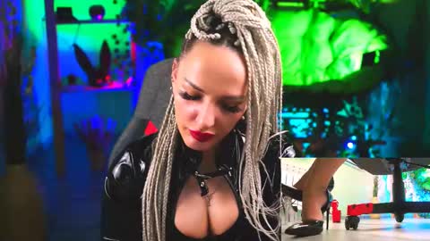 Monika online show from February 28, 6:41 pm