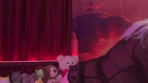 Monika    online show from December 7, 2:53 am