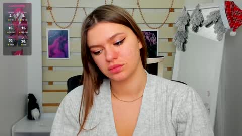 Monika online show from December 12, 2:55 pm