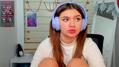 Monika online show from December 21, 11:22 am