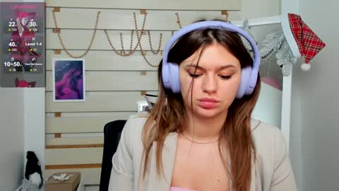 Monika online show from January 17, 5:08 pm