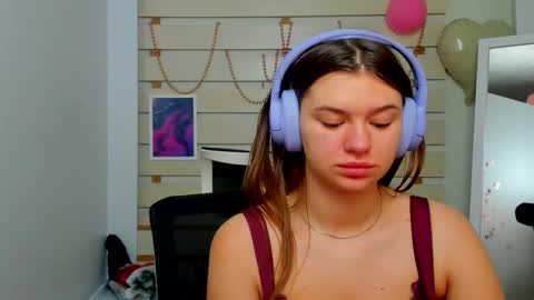 Monika online show from February 13, 1:26 pm