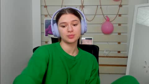 Monika online show from February 20, 1:40 pm