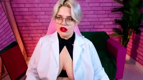 Monica online show from October 21, 11:00 am