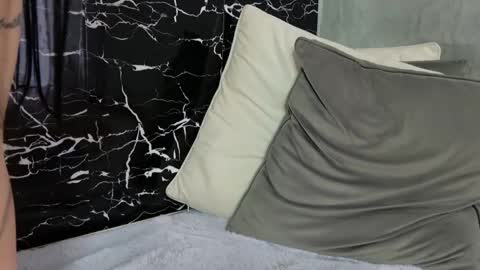 Ask me online show from January 1, 8:35 am