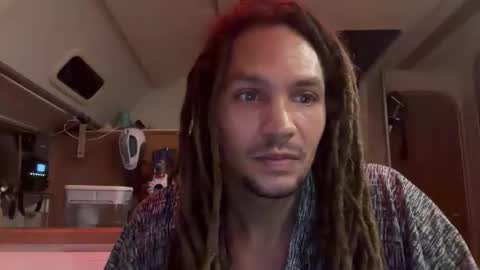 Snapshot of monkandmia chatting on October 23, 3:50 am Monk and Mia online show from October 23, 3:50 am