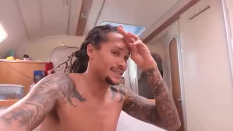 Snapshot of monkandmia chatting on November 15, 1:18 pm Monk and Mia online show from November 15, 1:18 pm