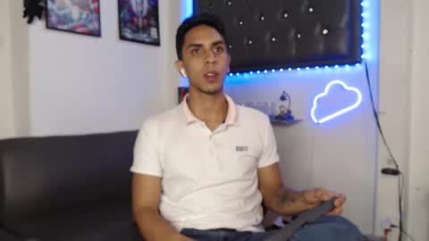 simon dice online show from March 10, 1:10 pm