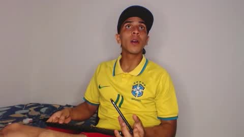 simon dice online show from December 1, 11:10 pm