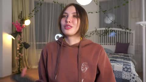 Jenny online show from December 1, 2:11 pm