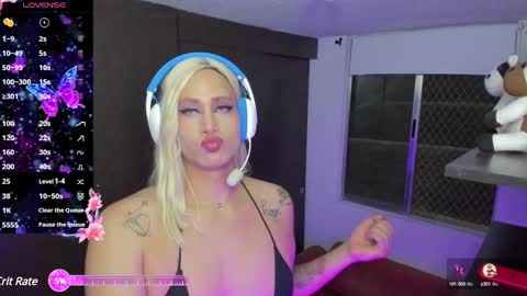 Snapshot of monojuan06 chatting on December 6, 10:52 pm veronika ind online show from December 6, 10:52 pm