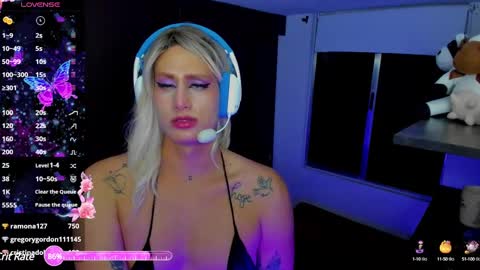 Snapshot of monojuan06 chatting on December 7, 5:04 am veronika ind online show from December 7, 5:04 am