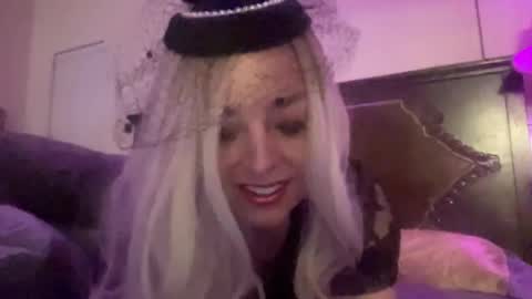 Monroe online show from February 3, 6:34 am