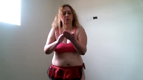 Snapshot of monserratsweet6 chatting on October 19, 5:02 pm monserratsweet6 online show from October 19, 5:02 pm