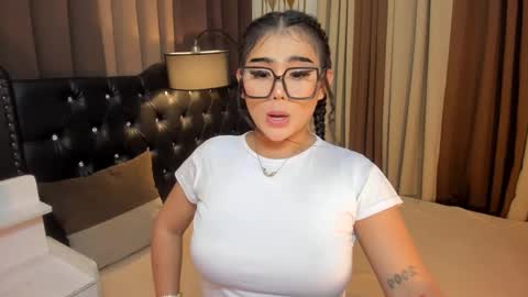 Ruthie online show from February 19, 7:59 pm