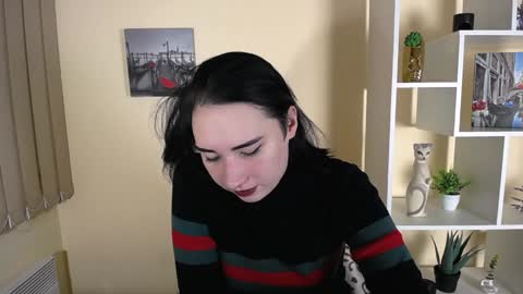 Diana online show from December 4, 1:09 pm