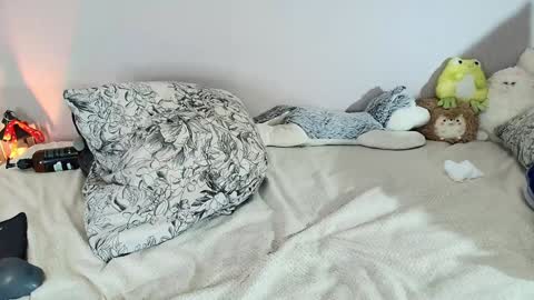 Alice online show from December 23, 12:19 pm