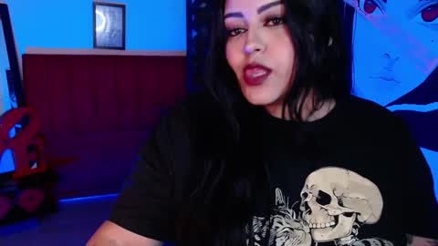 moon_sunflowers online show from September 24, 2:59 am