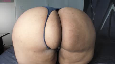 Luna  online show from October 28, 6:32 pm