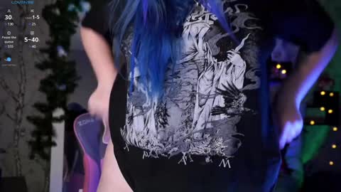 Emilia online show from December 27, 1:50 pm