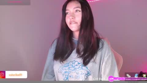 Snapshot of moonbella_bell chatting on December 2, 7:16 pm bell online show from December 2, 7:16 pm