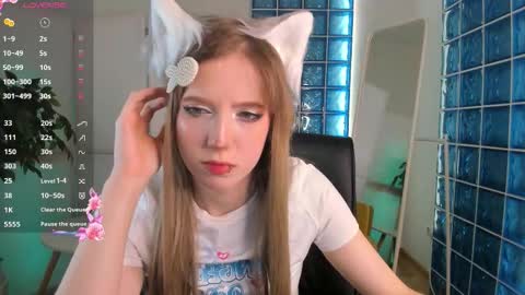 Snapshot of moonlitasuna chatting on November 15, 6:44 am Asuna online show from November 15, 6:44 am