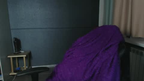 Snapshot of moonmaaiden chatting on March 4, 8:02 am Tina online show from March 4, 8:02 am