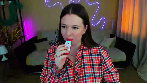 Betty online show from October 3, 12:02 pm