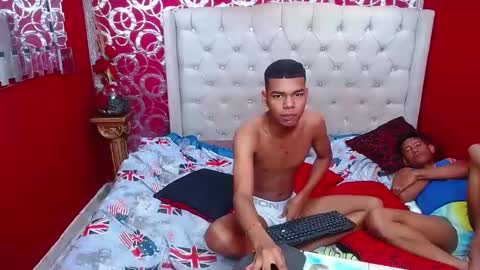 duohot23 online show from January 22, 2:04 am