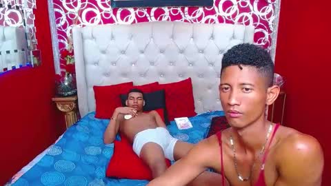 duohot23 online show from February 19, 1:51 am